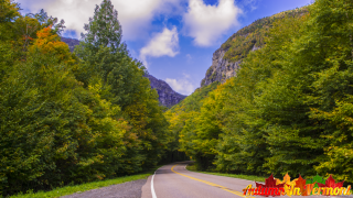 Early Autumn on the east side of Smugglers\' Notch